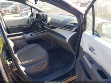 Toyota Sienna III 2021 Toyota Sienna XSE 2021 2.5 Hybryda 189KM, zdjęcie 9