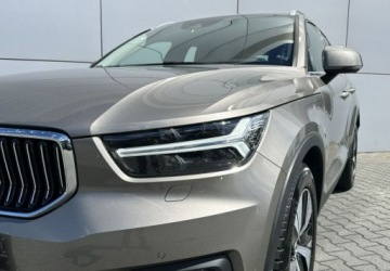 Volvo XC40 Crossover Plug-In 1.5 T4 Plug-in Hybrid 211KM 2021 Volvo XC 40 T4 Plug-In Kamera Navi Led Sport Asystenci FV23, zdjęcie 2