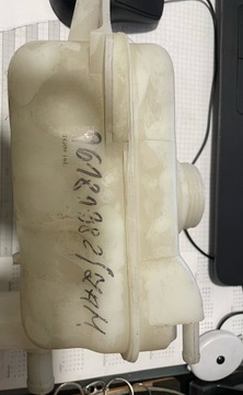 DAEWOO OE 96181382 NÁDRŽ VYROVNÁVACÍ CHLADIČŮ