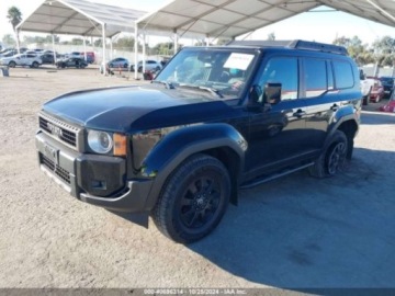 Toyota Land Cruiser VIII 2024 Toyota Land Cruiser First Edition, 2024r., 4x4, 2.4L 2.4 Benzyna 326KM, zdjęcie 1
