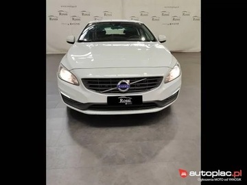 Volvo V60 I Kombi Facelifting 2.0 D3 DRIVE-E 150KM 2017 Volvo V60 I 2.0 D2 I rej. 02/2017, 150 KM, bezwypadkowy, zdjęcie 7