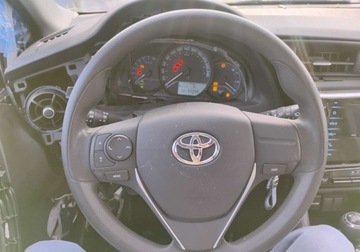 Toyota Auris II Touring Sports Facelifting 1.6 Valvematic 132KM 2018 Toyota Auris 2018r, 1.6 Benzyna. Uszkodzony prawy przod i bok. Jezdzi 1.6, zdjęcie 10