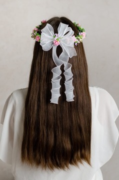 Причастный венок с яркими, красочными цветами