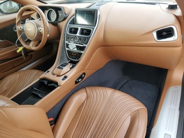 Aston Martin DB11 Coupe 4.0 V8 503KM 2019 Aston Martin DB11 2019 4.0l 4.0 Benzyna 503KM, zdjęcie 8