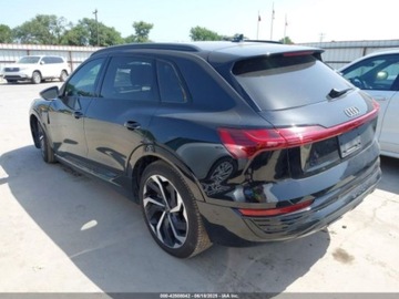 Audi Q8 2024 Audi Q8 E-Tron Prestige Quattro 2024 Elektryczny 402KM, zdjęcie 3