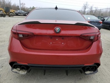 Alfa Romeo Giulia II 2019 Alfa Romeo Giulia 2019 Alfa Romeo Giulia QUADRIFOGLIO 2.9 Benzyna 505KM, zdjęcie 6