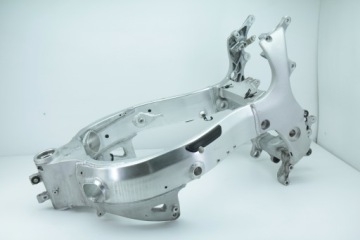 SUZUKI GSX-R 1300 HAYABUSA 99-07 РАМА + ДОКУМЕНТЫ