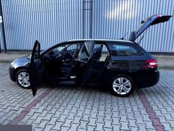 Peugeot 308 II SW Facelifting 1.2 PureTech 130KM 2019 Peugeot 308 1.2 PureTech 130 GPF Stop &amp; Start Active Business-Paket 2019r, zdjęcie 15