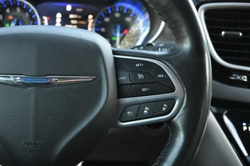 Chrysler Pacifica II 3.6 V6 291KM 2020 Chrysler Pacifica 3.6 GAZ 2020r. Touring L Plus, zdjęcie 18