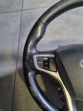 Kierownica HYUNDAI 967903Z100RY