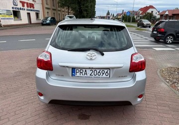 Toyota Auris II Hatchback 5d Dual VVT-i 100 99KM 2013 Toyota Auris 1.3i Salon PL Extra stan 1.3 Benzyna 99KM, zdjęcie 4