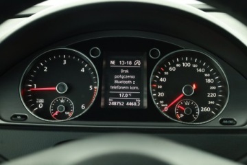 Volkswagen Passat B7 Variant 2.0 TDI CR DPF BlueMotion 140KM 2011 VW Passat 2.0 TDI, Navi, Klima, Klimatronic, zdjęcie 7