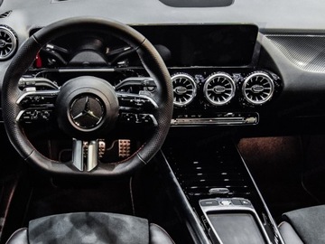 Mercedes GLA II Off-roader Facelifting 2.0 220 190KM 2025 MERCEDES-BENZ GLA 220 4-Matic AMG Line 2.0 (190KM) 2025, zdjęcie 9