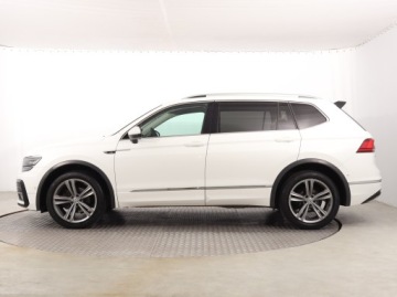 Volkswagen Tiguan Allspace SUV 1.5 TSI EVO 150KM 2019 VW Tiguan Allspace 1.5 TSI, Salon Polska, zdjęcie 2