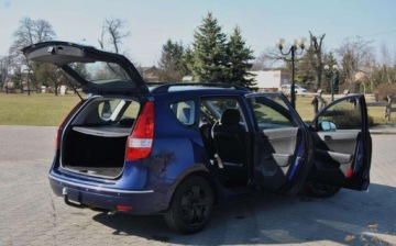 Hyundai i30 I CW Facelifting 1.4 DOHC 109KM 2010 Hyundai i30 GWARANCJA, 2010r, 1.4 Benzyna, ISOFIX, Maly przebieg, Ladnie u, zdjęcie 18