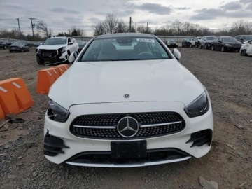 Mercedes Klasa E W213 2021 Mercedes-Benz Klasa E 2021r., E450 4MATIC, od ubezpieczalni 3.0 Benzyna, zdjęcie 1