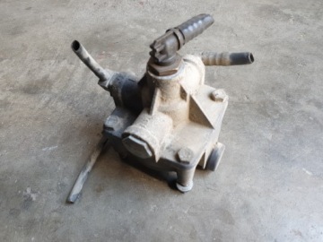 ACTROS MP4 AROCS ATEGO ANTOS ZAWÓR STEROWNIA CIŚNIENIEM HAMULCÓW HAMULCOWY