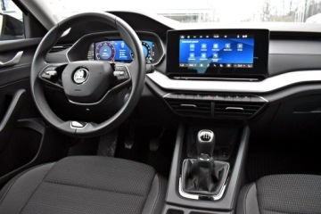 Skoda Octavia IV Liftback 1.5 TSI EVO 150KM 2024 Škoda Octavia Skoda Octavia Bezwypadkowy / Salon, zdjęcie 15