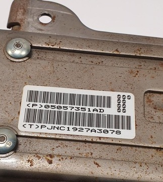 SLOUPEC VOLANT DODGE NITRO P05057351AD 05057166AB