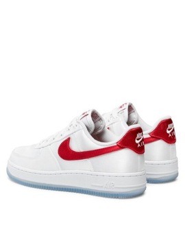 BUTY W AIR FORCE 1 '07 ESS SNKR DX6541 100 R-39