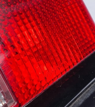 SVĚTLO LEVÝ ZADNÍ TOYOTA MR2 II SW20 033-08105 EVROPA