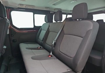 Renault Trafic III Combi 2.0 dCi  150KM 2023 Renault Trafic 1WL. FV23 SalonPL 9os. Grupa Adamowscy 2.0 Diesel 150KM, zdjęcie 13