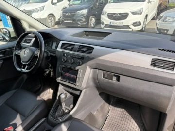 Volkswagen Caddy IV Furgon 2.0 TDI SCR BMT 150KM 2020 Volkswagen Caddy niepełnosprawnych rampa inwalida, zdjęcie 31