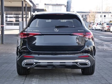 Mercedes GLC C254/X254 Coupe 2.0 220d 197KM 2025 MERCEDES-BENZ GLC 220 d 4-Matic AMG Line Suv 197KM 2025, zdjęcie 2