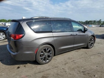 Chrysler Pacifica II 2018 Chrysler Pacifica Chrysler Pacifica Touring L 3.6 Benzyna 287KM, zdjęcie 4