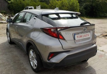 Toyota C-HR I Crossover Facelifting 1.8 Hybrid 122KM 2021 Toyota C-HR Okazja 1.8 Hybryda 122KM, zdjęcie 9