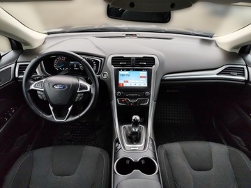 Ford Mondeo V Sedan 1.5 EcoBoost 160KM 2017 Ford Mondeo Titanium, 1.5 Ecoboost / 160KM, Salon, zdjęcie 11