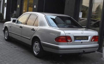 Mercedes Klasa E W210 Sedan 2.3 150KM 1996 Mercedes-Benz Klasa E Mercedes-Benz Klasa E 230 Classic 2.3 Benzyna 150KM, zdjęcie 3