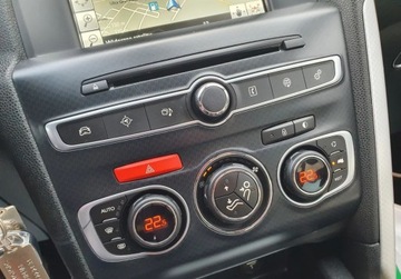 DS 4 I Hatchback Facelifting 2015 (Citroen) 1.2 PureTech 131KM 2015 Citroen DS4 Bezwypadkowy Masaze Nawigacja GetHelp 1.2 Benzyna, zdjęcie 17