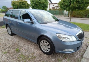 Skoda Octavia II Kombi 1.6 MPI 102KM 2009 Skoda Octavia Skoda Octavia 1.6 Combi Ambiente 1.6 Benzyna 102KM, zdjęcie 9