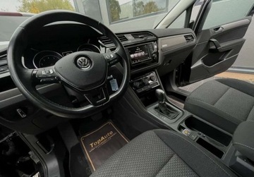 Volkswagen Touran III 1.4 TSI 150KM 2015 Volkswagen Touran 1.4 TSI 150KM DSG bezwypadkowy GWARANCJA 7 OSOBOWY, zdjęcie 18