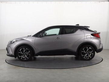 Toyota C-HR I Crossover 1.8 Hybrid 122KM 2019 Toyota C-HR 1.8 Hybrid, Salon Polska, zdjęcie 2