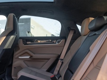 Porsche Cayenne III SUV Facelifting 3.0 353KM 2025 PORSCHE Cayenne Coupe Black Edition Suv 2.0 (353KM) 2025, zdjęcie 12