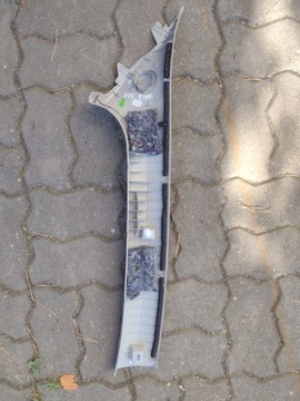 Osłona słupka przód szyba Toyota Yaris III 1.4d