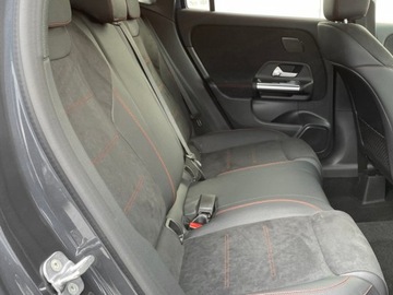 Mercedes GLA II Off-roader Facelifting 1.3 200 163KM 2025 MERCEDES-BENZ GLA 200 AMG Line Suv 1.3 (163KM) 2025, zdjęcie 11