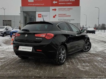 Alfa Romeo Giulietta Nuova II Hatchback 5d Facelifting 1.4 TB 16v Mair 170KM 2016 Alfa Romeo Giulietta Alfa Romeo Giulietta 1.4 Exclusive M-air 170KM FV23,, zdjęcie 4