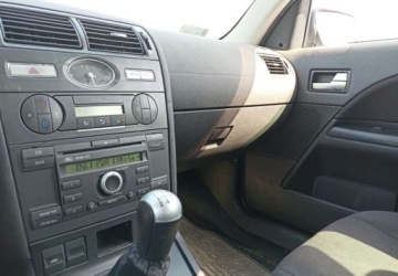 Ford Mondeo III Kombi 1.8 16V 125KM 2004 Ford Mondeo Ford Mondeo 1.8 Benzyna 125KM, zdjęcie 10