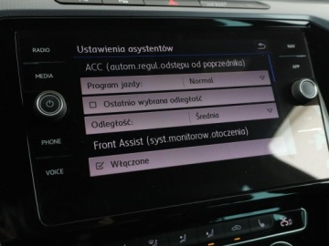 Volkswagen Passat B8 Variant 1.8 TSI BlueMotion Technology 180KM 2018 Volkswagen Passat R-Line DSG virtual cocpit navi, zdjęcie 25