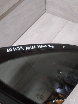 10451. MACAN SKLO (OKNO) KAROSERIE PRAVÝ ZADNÍ 95B845298