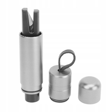 ZBIJAK DO SZYBY SAMOCHODU PRZECINAK DO PASÓW SILNA SIŁA UDERZENIA