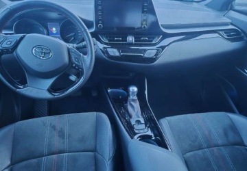 Toyota C-HR I Crossover Facelifting 2.0 Hybrid Dynamic Force 184KM 2021 Toyota C-HR Toyota C-HR PIERWSZY WLASCICIEL 2021 ROK 2.0 Hybryda 184KM, zdjęcie 17