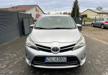 Toyota Verso Minivan Facelifting 1.8 Valvematic 147KM 2014 Toyota Verso Swiezo sprowadzony Zarejestrowany Ubezpieczony 1.8 147KM, zdjęcie 1