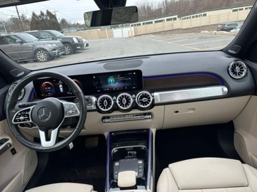 Mercedes GLB 2021 Mercedes-Benz GLB 250 4Matic 2021 2.0l 2.0 Benzyna 221KM, zdjęcie 6