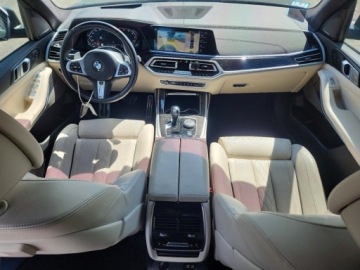 BMW X7 2022 BMW X7 2022 BMW X7 M50I 4.4 Benzyna 523KM, zdjęcie 7