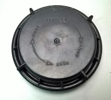 NISSAN VW MERCEDES SKODA ZAŚLEPKA DEKIELEK LAMPY PRZÓD HELLA OE 147353-00