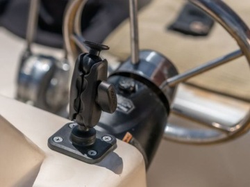 Прямоугольное основание с 4 отверстиями QUAD LOCK 360